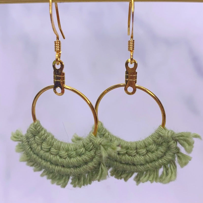 Green macramé hoop earrings