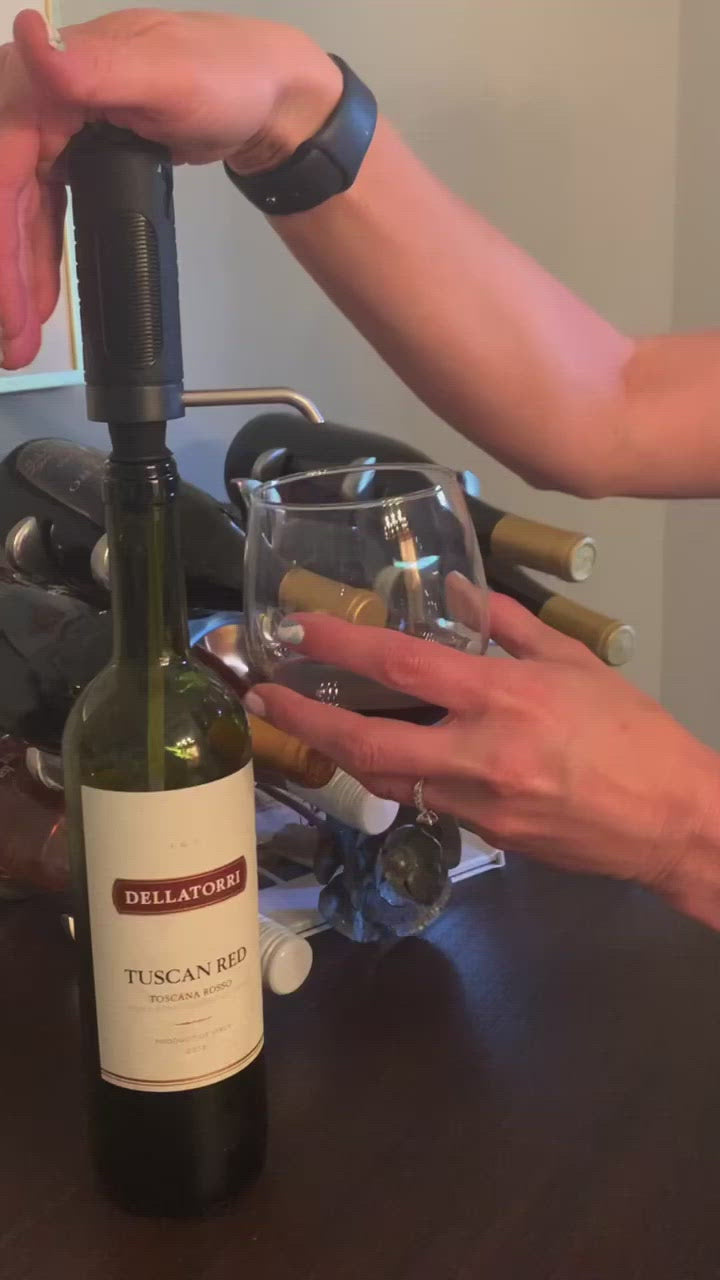 Video demonstrating how the wine aerator easily dispenses wine into a stemless glass.